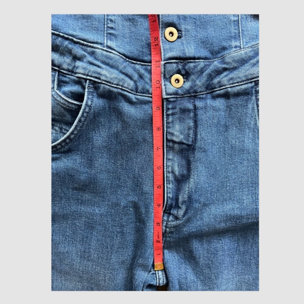 Pilcro Denim Sleeveless Jumpsuit Blue Button Front Size 2 Bootcut One Piece - Picture 10 of 10